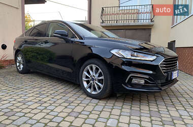 Лифтбек Ford Mondeo 2020 в Львове