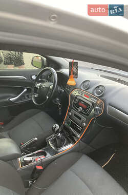 Лифтбек Ford Mondeo 2008 в 