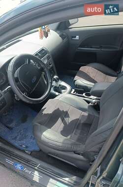 Лифтбек Ford Mondeo 2003 в 