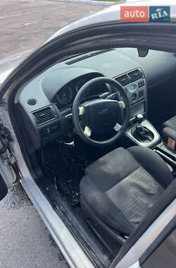Седан Ford Mondeo 2003 в 