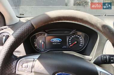 Седан Ford Mondeo 2007 в Гадяче