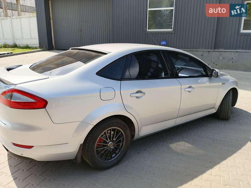 Седан Ford Mondeo 2007 в 