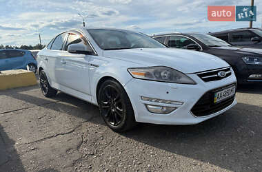Седан Ford Mondeo 2012 в 
