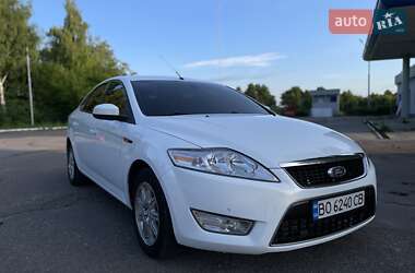 Лифтбек Ford Mondeo 2009 в 