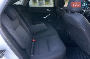Лифтбек Ford Mondeo 2009 в 