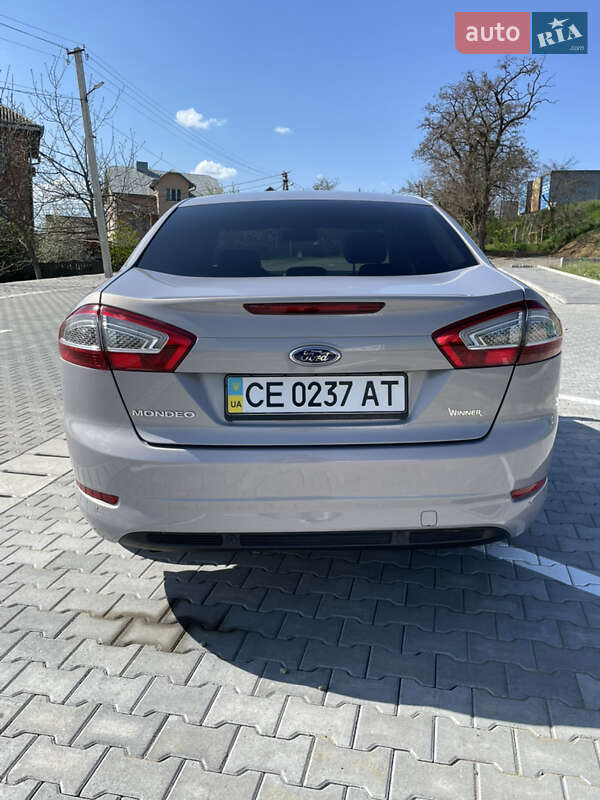 Седан Ford Mondeo 2010 в Чернівцях