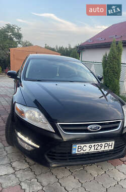 Седан Ford Mondeo 2012 в Львові