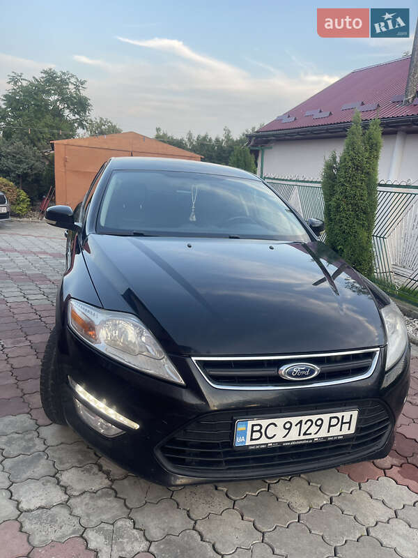 Седан Ford Mondeo 2012 в Львові