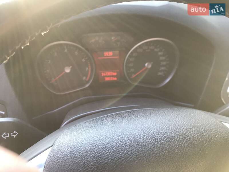 Седан Ford Mondeo 2011 в Первомайске