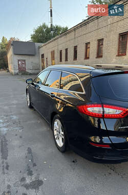 Универсал Ford Mondeo 2015 в 