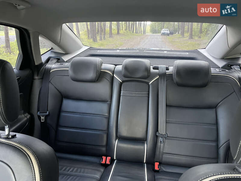 Седан Ford Mondeo 2011 в Белгороде-Днестровском