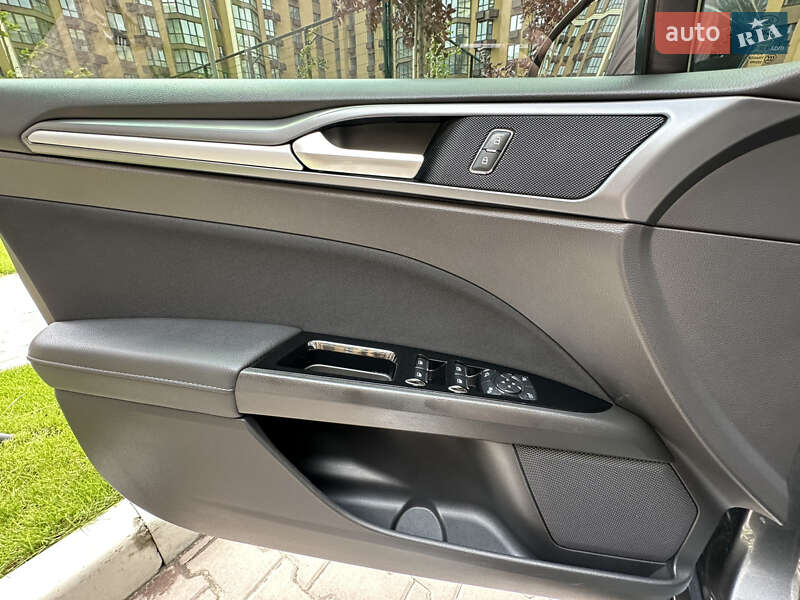 Ліфтбек Ford Mondeo 2018 в Києві