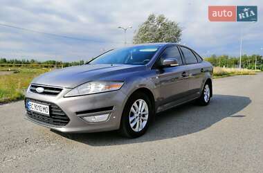 Седан Ford Mondeo 2011 в Львове