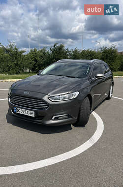 Универсал Ford Mondeo 2015 в Буче