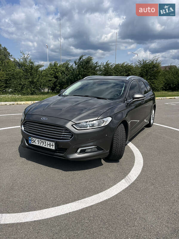Универсал Ford Mondeo 2015 в Буче
