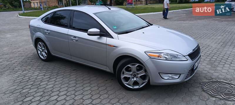 Лифтбек Ford Mondeo 2009 в Костополе