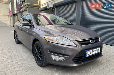 Седан Ford Mondeo 2011 в 