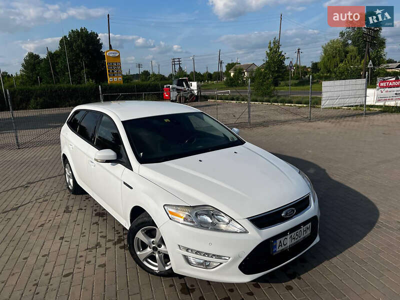 Универсал Ford Mondeo 2012 в 