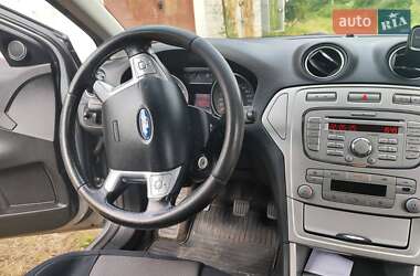 Лифтбек Ford Mondeo 2008 в 