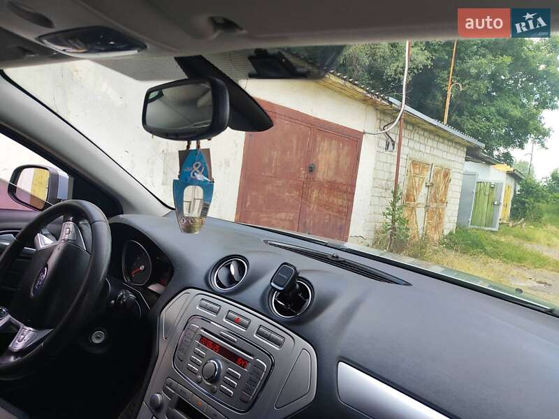 Лифтбек Ford Mondeo 2008 в Жидачове