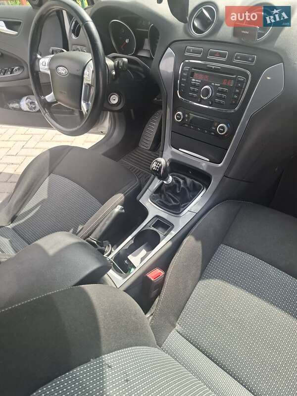 Универсал Ford Mondeo 2014 в Житомире