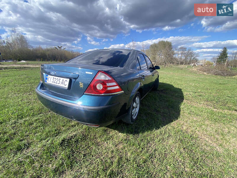 Седан Ford Mondeo 2005 в Киеве