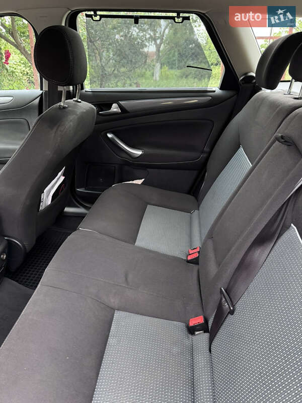 Универсал Ford Mondeo 2012 в Львове