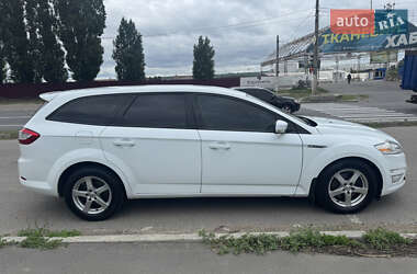 Универсал Ford Mondeo 2011 в 