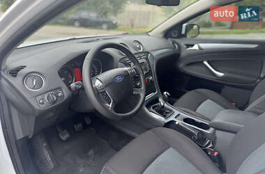 Универсал Ford Mondeo 2011 в 