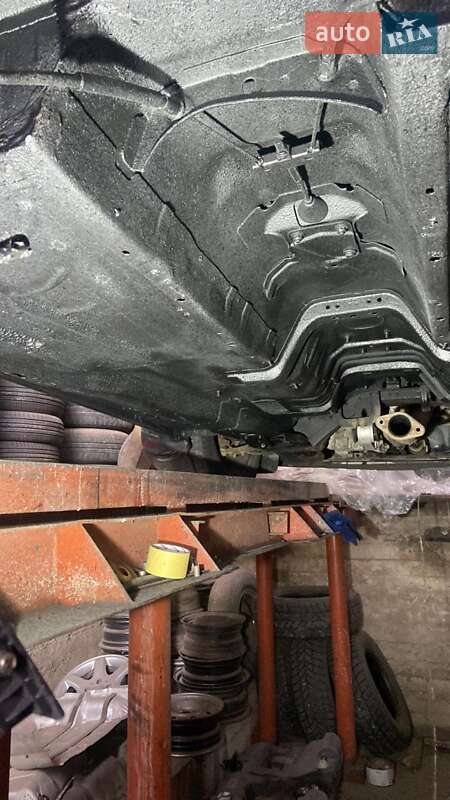 Лифтбек Ford Mondeo 2006 в Черновцах