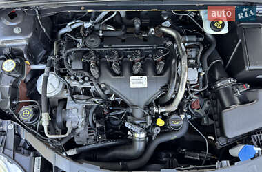 Лифтбек Ford Mondeo 2013 в 