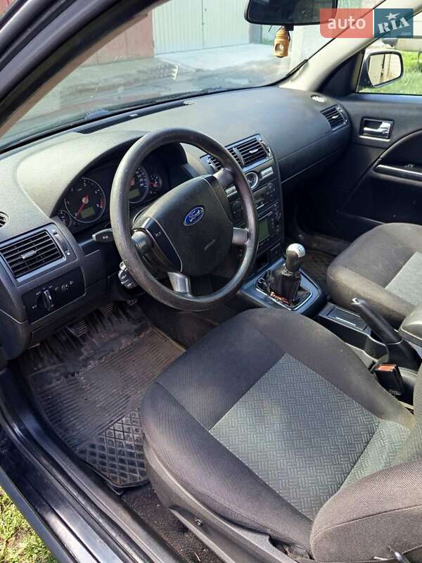 Лифтбек Ford Mondeo 2005 в Чигирине