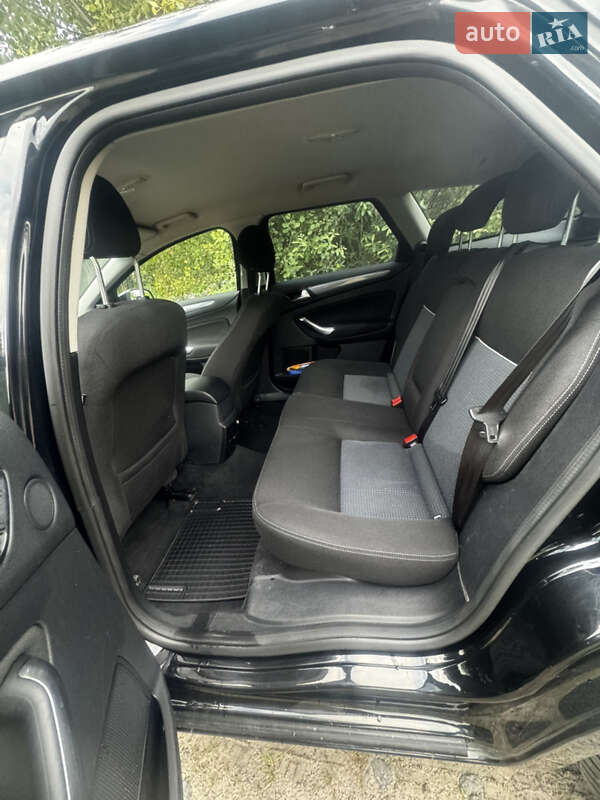 Универсал Ford Mondeo 2011 в Камне-Каширском