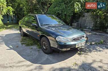 Лифтбек Ford Mondeo 1998 в 