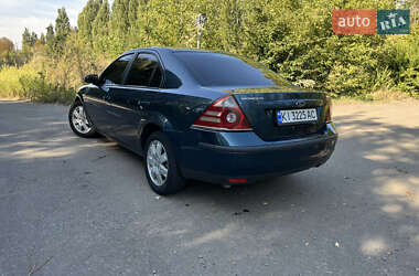 Седан Ford Mondeo 2005 в 