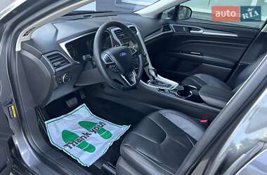 Седан Ford Mondeo 2016 в Луцьку
