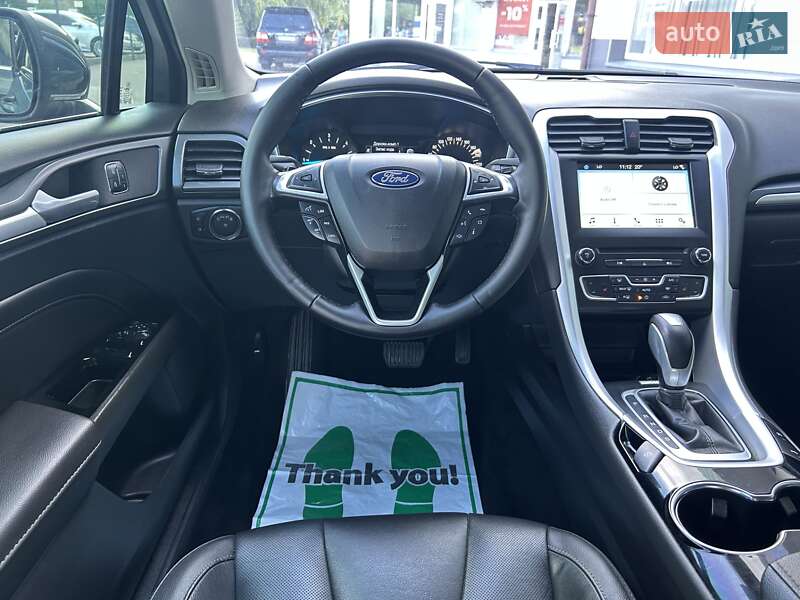 Седан Ford Mondeo 2016 в Луцке