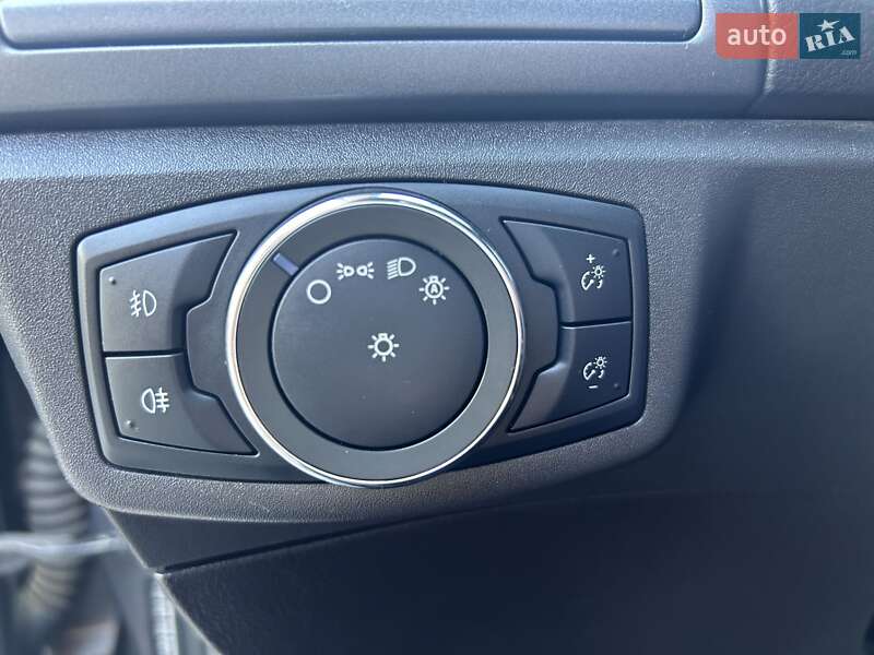 Седан Ford Mondeo 2016 в Луцке