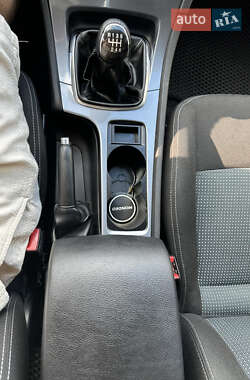 Седан Ford Mondeo 2012 в 
