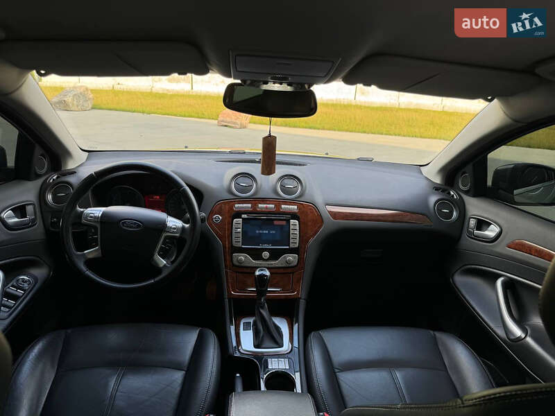 Седан Ford Mondeo 2007 в Луцьку