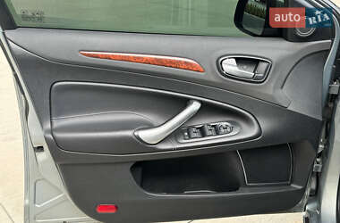 Седан Ford Mondeo 2007 в 