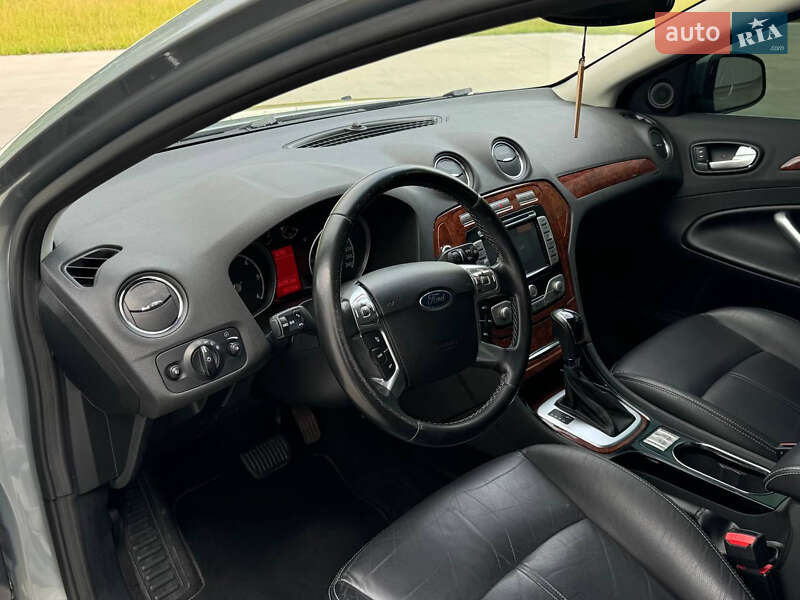 Седан Ford Mondeo 2007 в Луцьку