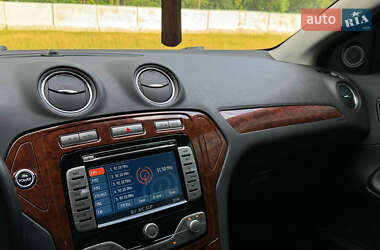 Седан Ford Mondeo 2007 в 