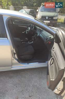 Седан Ford Mondeo 2010 в 