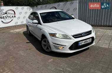 Седан Ford Mondeo 2011 в 