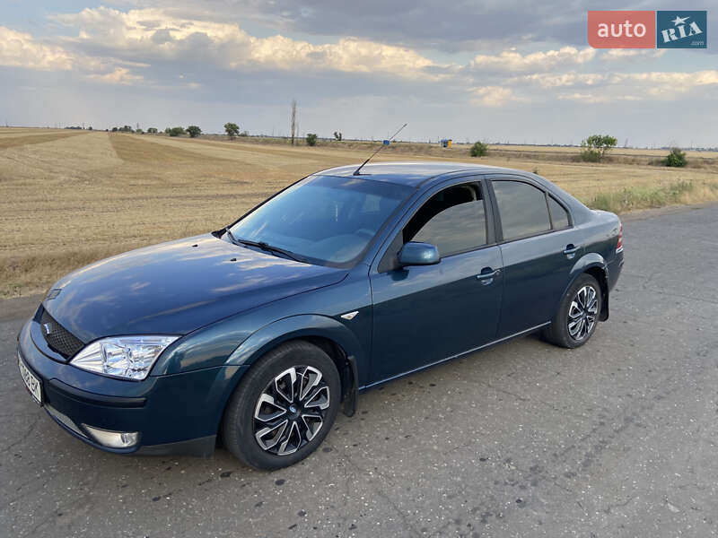 Седан Ford Mondeo 2005 в Снигиревке
