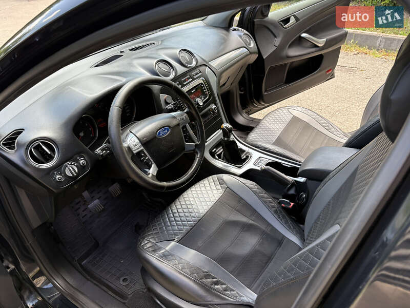 Универсал Ford Mondeo 2010 в Киеве