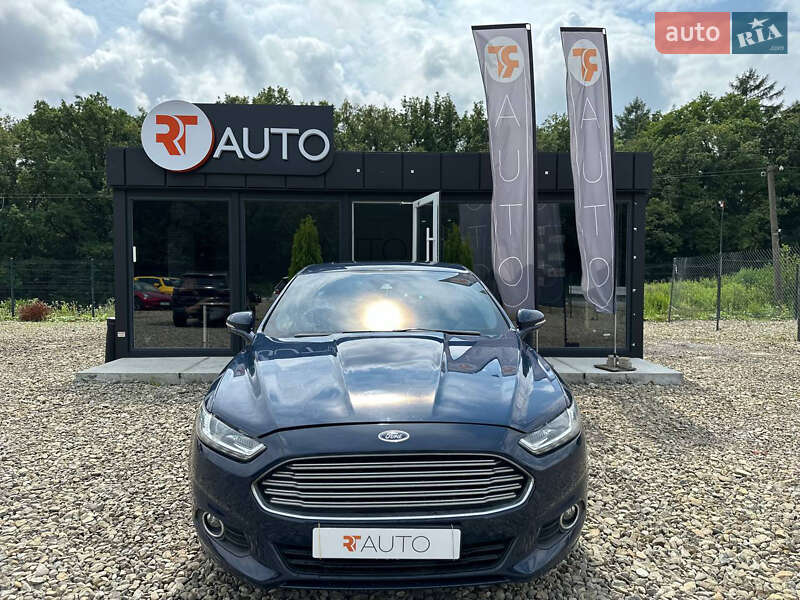 Седан Ford Mondeo 2016 в Львове