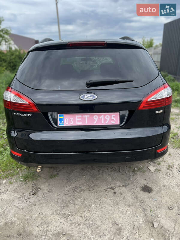 Универсал Ford Mondeo 2010 в Березному