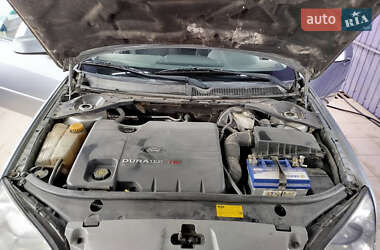 Седан Ford Mondeo 2005 в 